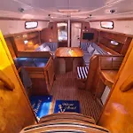 Botel Barco Puravida