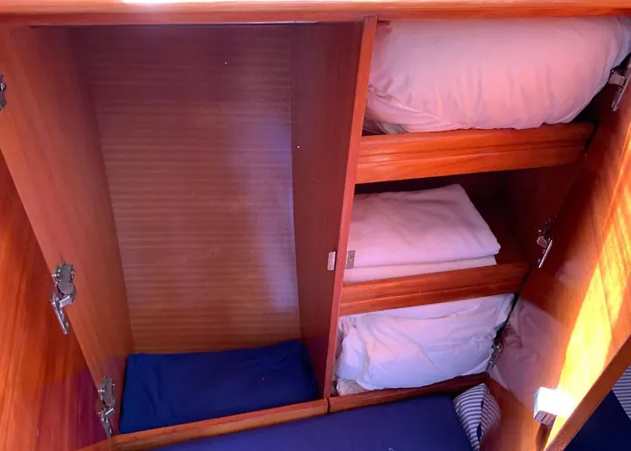 Hotel na wodzie Barco Puravida *