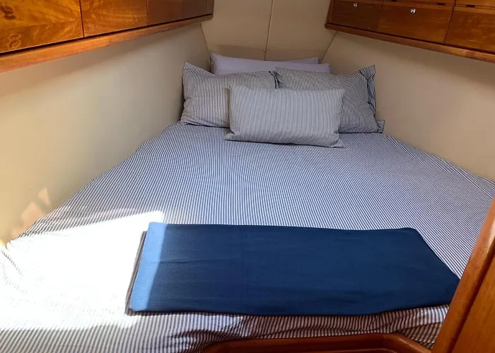 Hotel na wodzie Barco Puravida Vigo