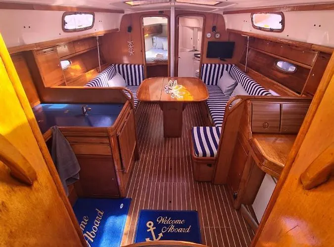 Hotel na wodzie Barco Puravida